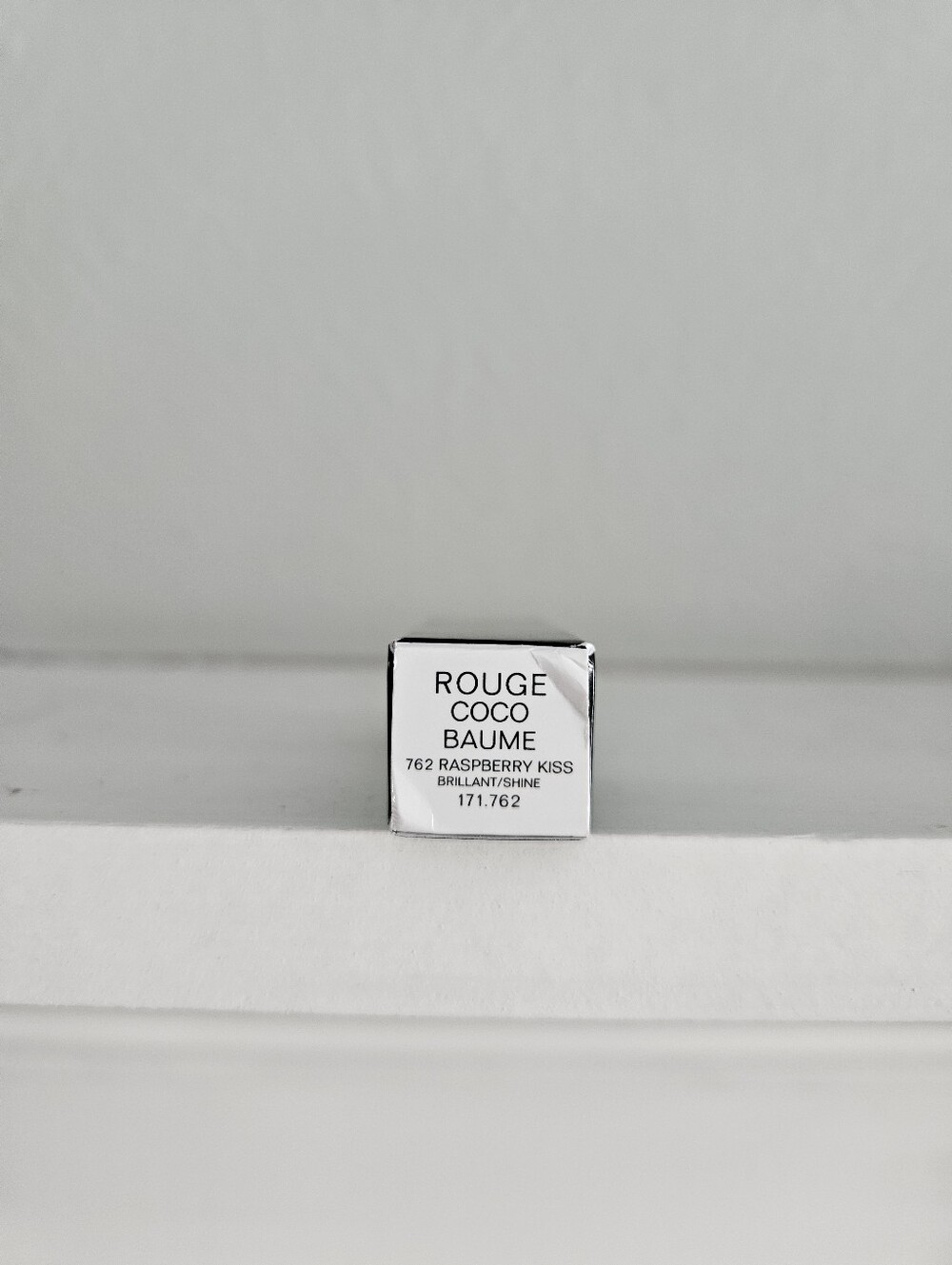 New In Box- Chanel Rouge Coco Baume- Shine 762 Rasberry Kiss - Picture 5 of 7